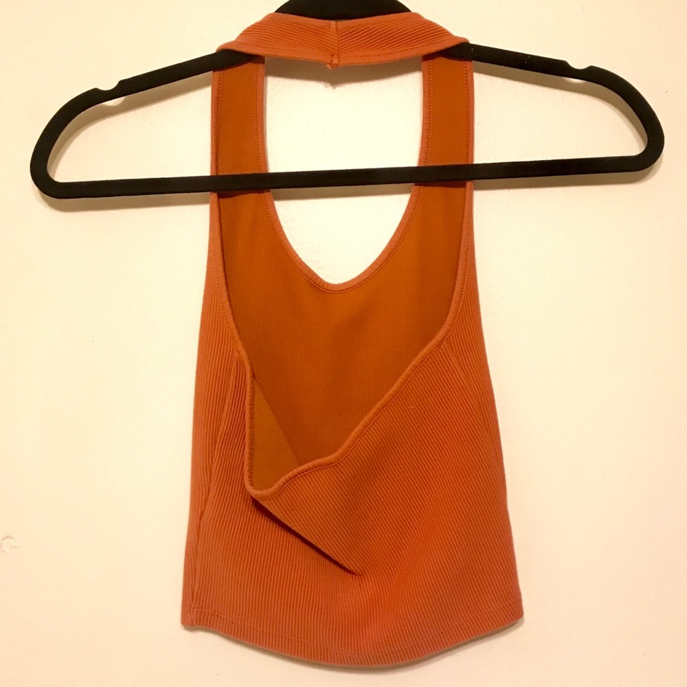 Topshop Ribbed Cropped Halter - Picture 2 of 2
